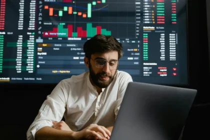 How to Transact Smoothly With Bitcoin
