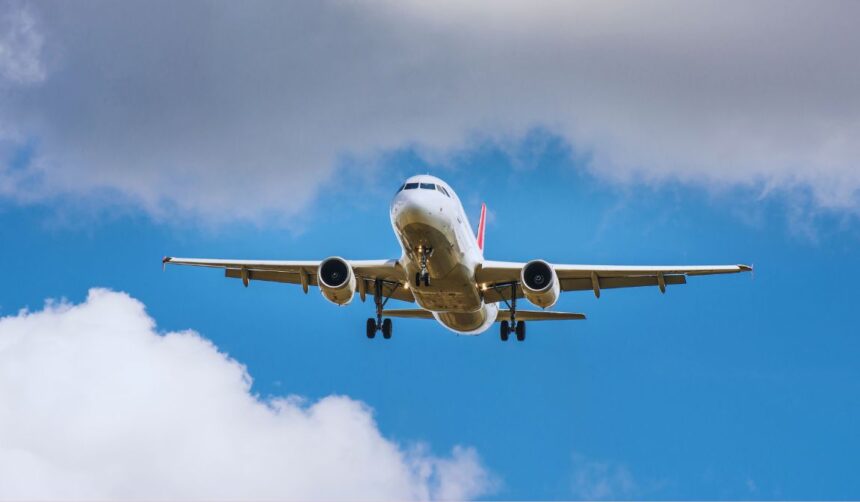 United Airlines Flight UA770 Emergency Diversion